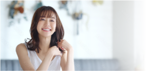 女性の笑顔